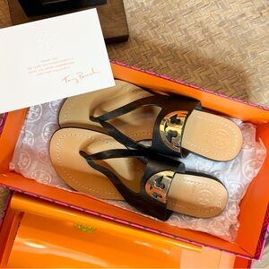 Tory Burch Sidney Sandals - Size 6.5 - Black